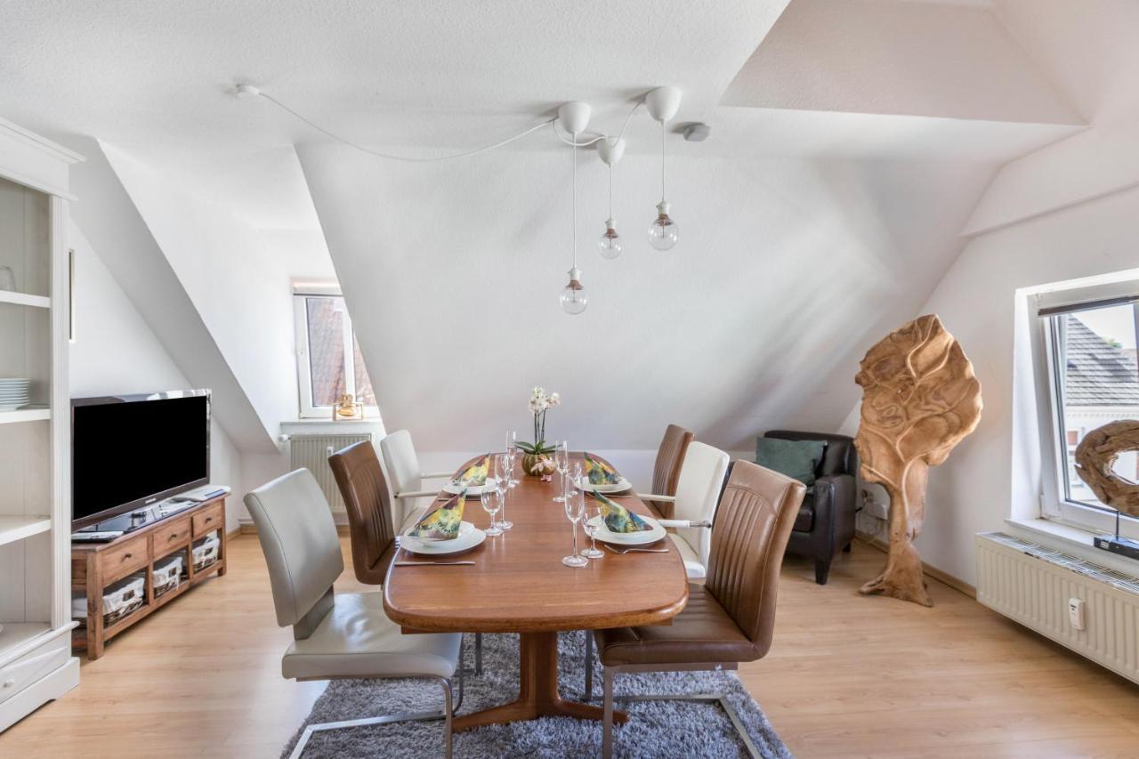 Blumenhaus-Apartment Friedrichstadt Esterno foto