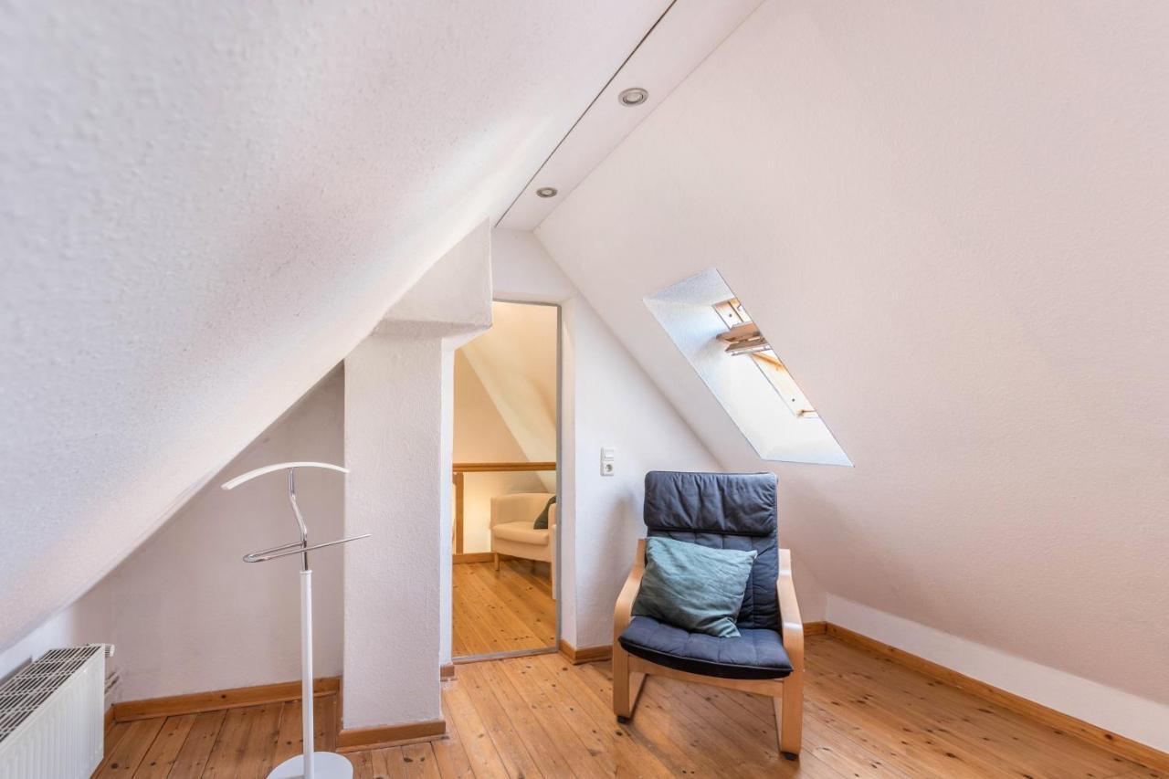 Blumenhaus-Apartment Friedrichstadt Esterno foto